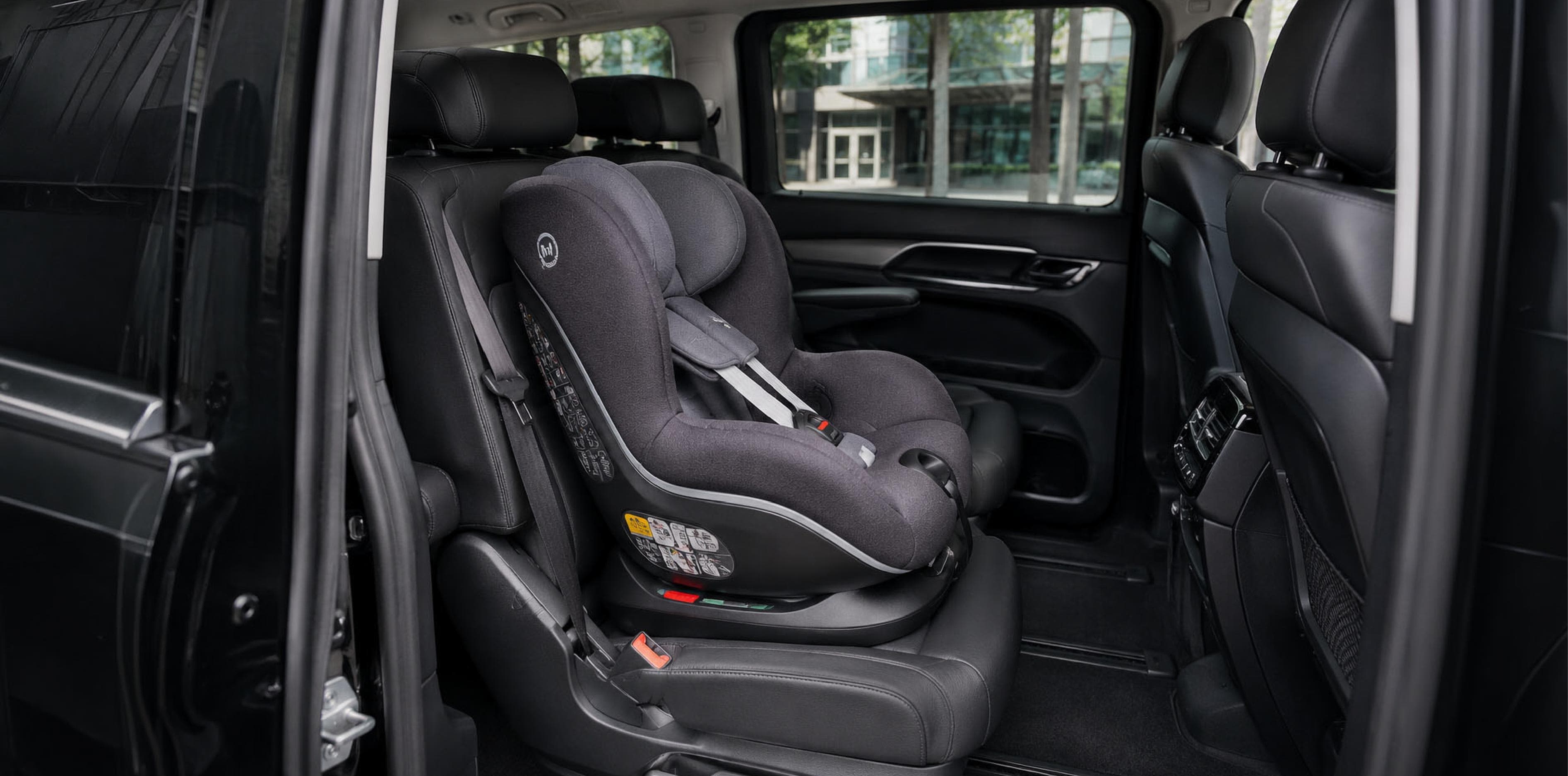 Mercedes van chauffeur service